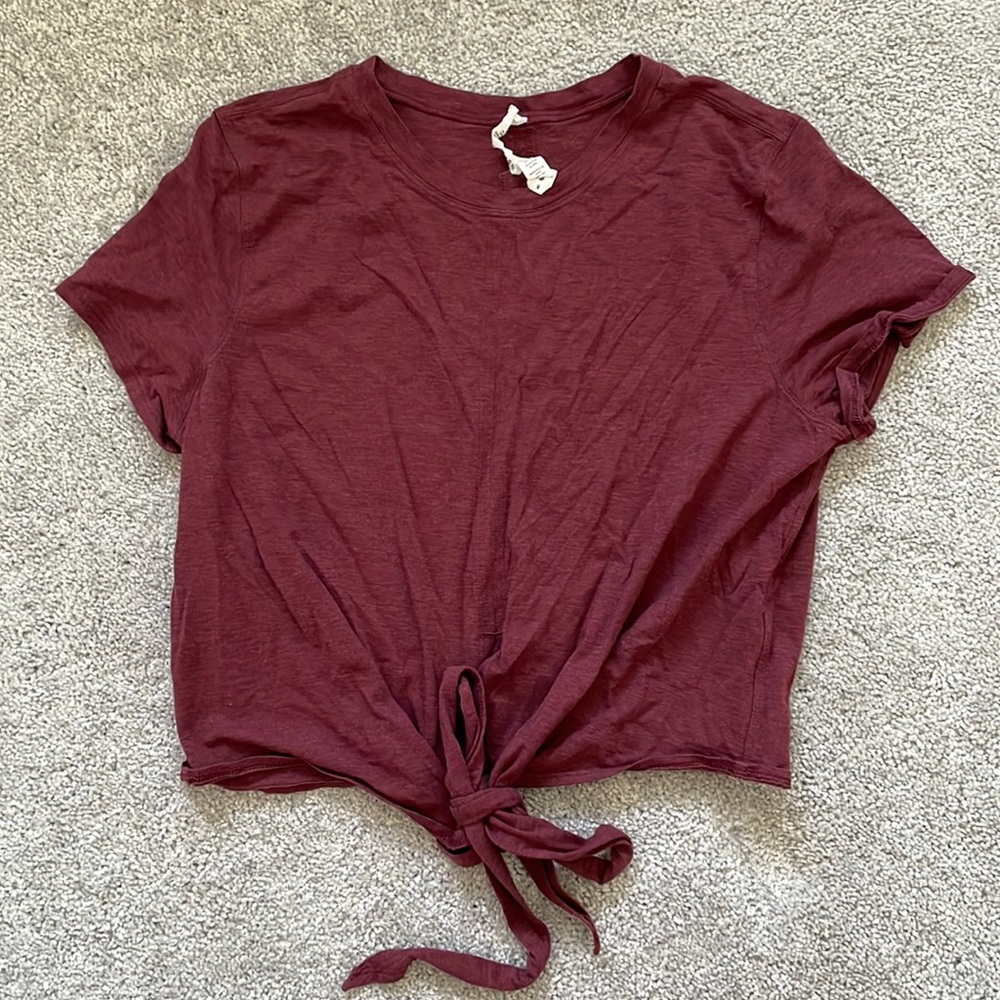 Lululemon Tie Front Crop size 8